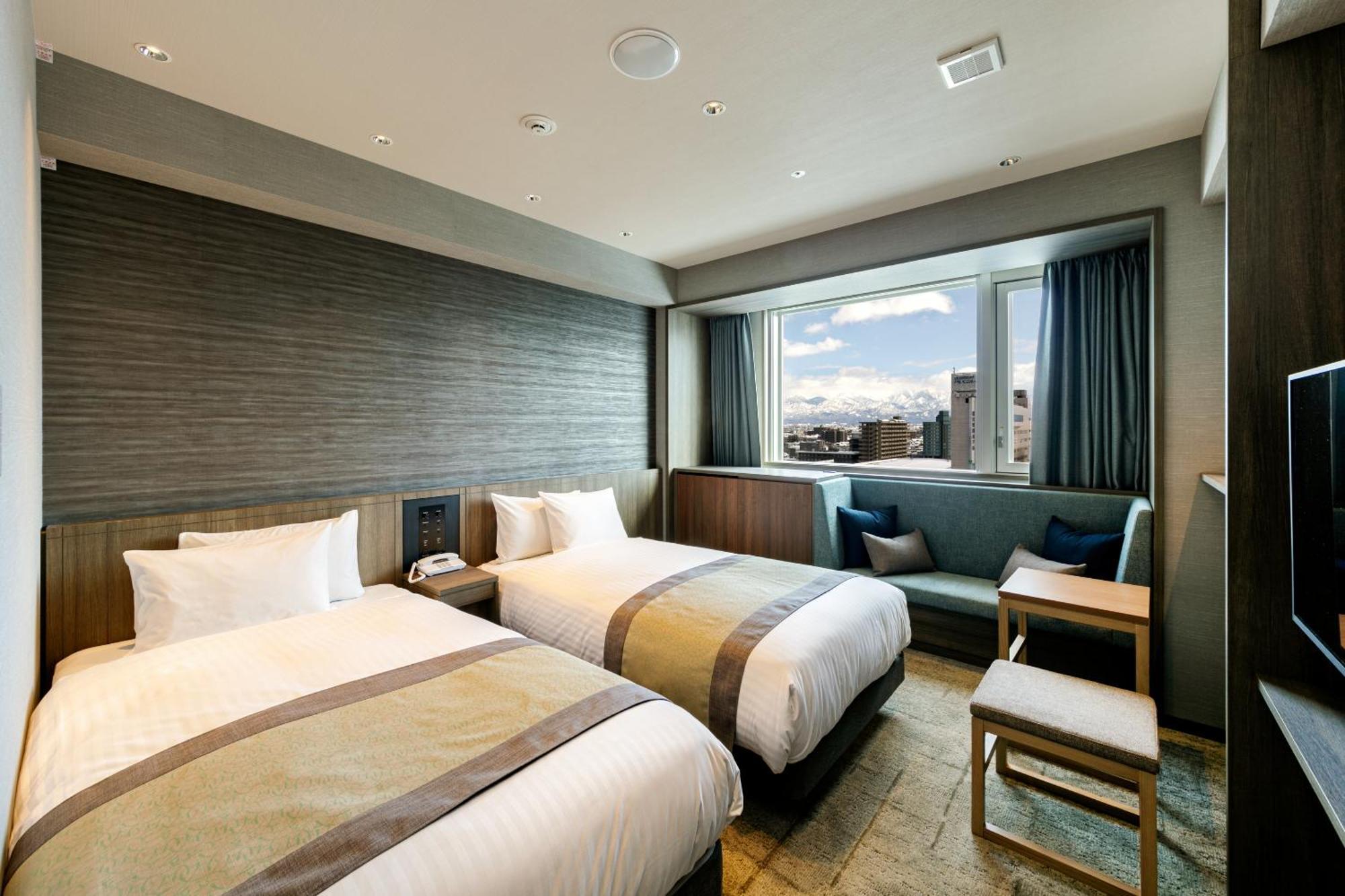 Hotel Vischio Toyama Exterior photo